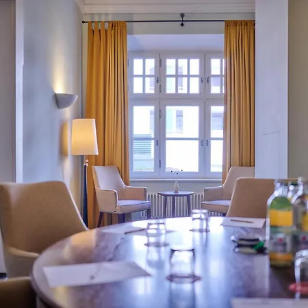 Asam Hotel 4*
