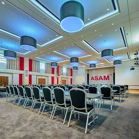 Asam Hotell 4*