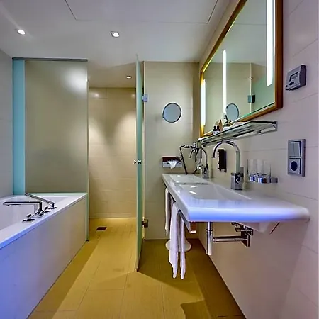 Asam Hotel 4*